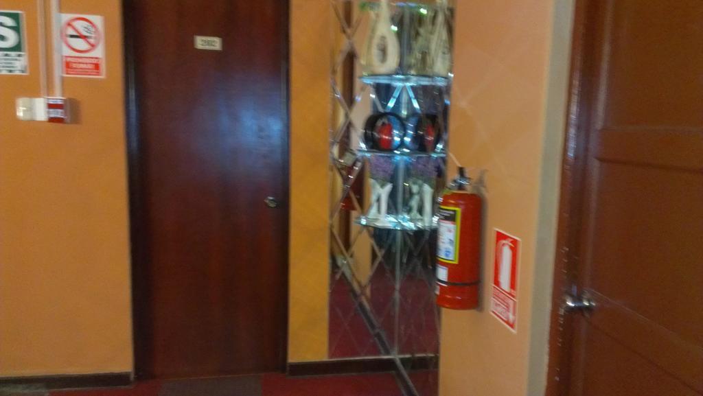 לימה Hostal Gq מראה חיצוני תמונה